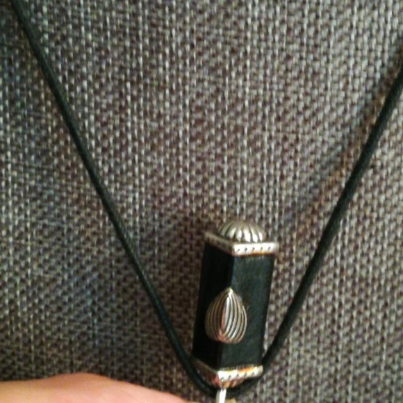 Vintage Brighton Drop Necklace on Black Chord - Picture 4 of 6